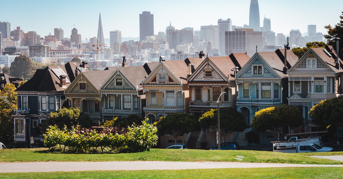 exterior-of-typical-cozy-similar-residential-houses-located-in-peaceful-suburb-area-of-san-francisco-7498635